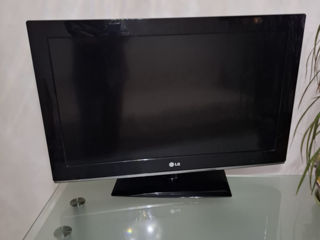 Телевизор LG 32" - 82см. foto 2