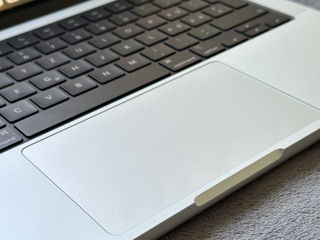 MacBook Pro M3 8/512GB ( 5 Циклов заряда ) foto 3