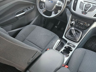 Ford C-Max foto 9