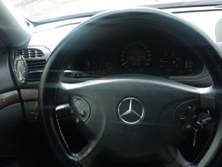 Mercedes E-Class foto 4