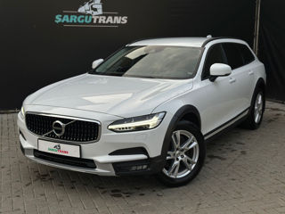 Volvo V90 Cross Country foto 2