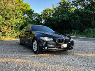 BMW 5 Series foto 3