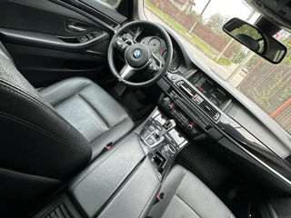 BMW 5 Series foto 9