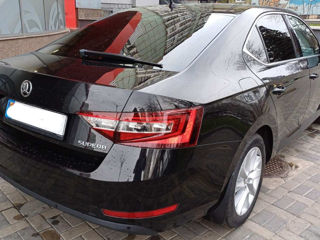 Skoda Superb foto 4