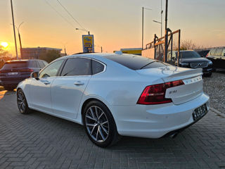 Volvo S90 foto 2