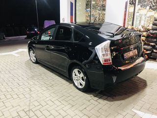 Toyota Prius foto 4