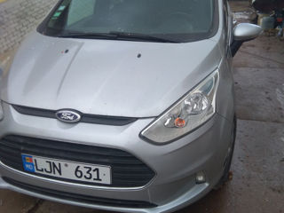 Ford B-Max фото 8