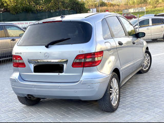 Mercedes B-Class foto 10