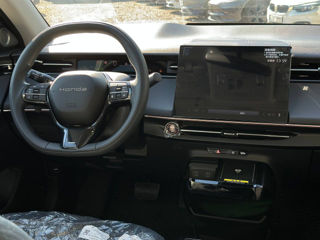 Honda e:NP2 фото 9