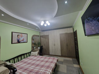 Se oferă apartament spre chirie foto 2