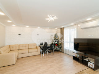 Apartament cu 3 camere, 95 m², Buiucani, Chișinău foto 1