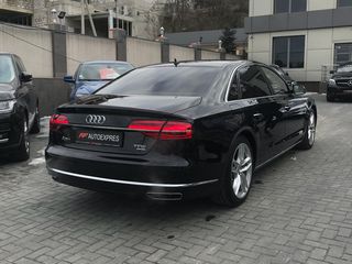 Audi A8 foto 4