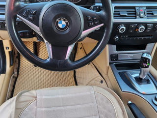 BMW 5 Series foto 8