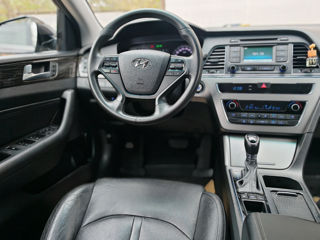 Hyundai Sonata foto 10