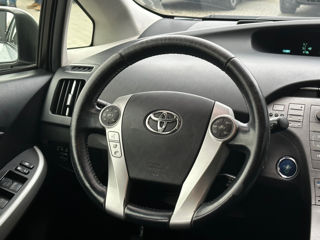 Toyota Prius foto 11