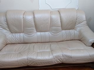 Canapea din lemn cu piele naturală italiană(se desface pentru dormit) + fotoliu de la ergolemn foto 2