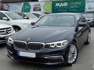 BMW 5 Series foto 1