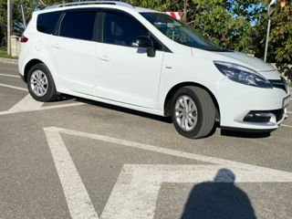 Renault Grand Scenic foto 2