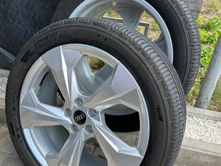 Продам оригинальные диск ET39 R20 J8 Audi Q5 и шины Michelin  Premier LTX R20 255/45 allseason 2020
