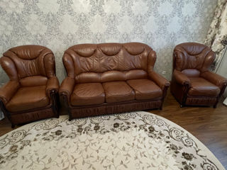 Sofa extensibilă și 2 fotolii din piele foto 5
