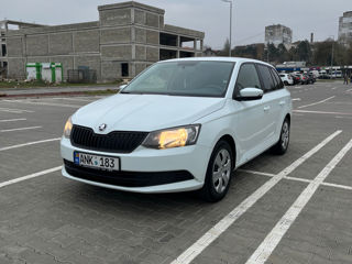 Skoda Fabia foto 2