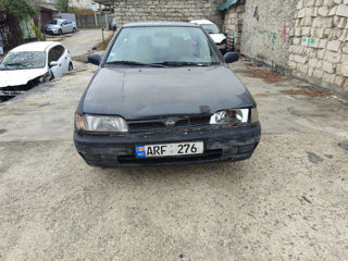 Nissan Sunny foto 5