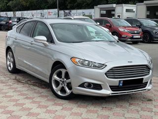 Ford Fusion foto 5