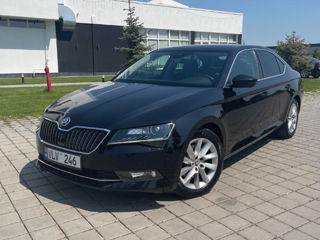 Skoda Superb foto 6