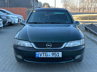 Opel Vectra foto 2