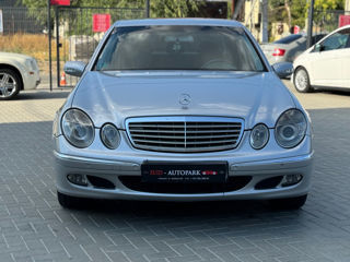 Mercedes E-Class foto 3