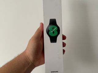 Vind Samsung Galaxy Watch 4 40mm Black , Sigilat , Nou