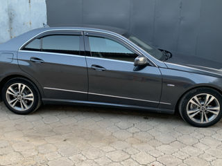 Mercedes E-Class foto 4