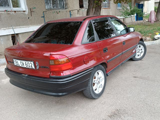 Opel Astra foto 7