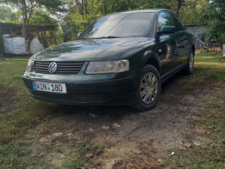 Volkswagen Passat foto 1