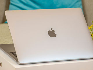 Macbook Pro 13 2017/ Core I5 7360U/ 16Gb Ram/ Iris Plus/ 256Gb SSD/ 13.3" Retina!!! foto 13