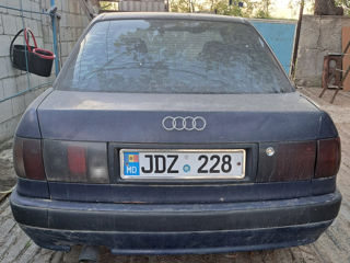 Audi 80 фото 4