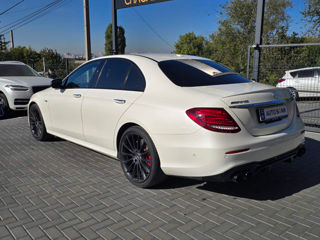 Mercedes E-Class foto 8