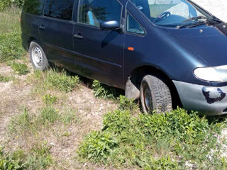 Volkswagen Sharan foto 3