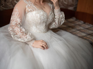 Rochia de mireasă perfectă pentru o zi de neuitat foto 2