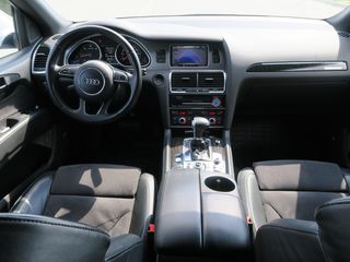 Audi Q7 foto 9