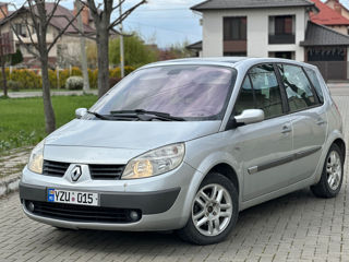 Renault Scenic фото 0