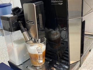 Delonghi Eletta Cappuccino TOP Sensor  în stare excelentă, ca nouă!!! Cappucino Latte Macchiato