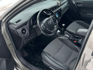 Toyota Auris foto 4