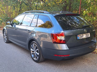 Skoda Octavia foto 3