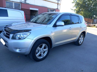 Toyota Rav 4 foto 3