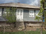 Se vinde casa cu sarai satul Catranic foto 1