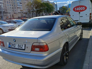 BMW 5 Series foto 5