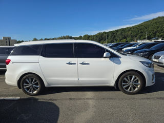 KIA Carnival foto 6