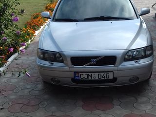 Volvo S60 foto 4