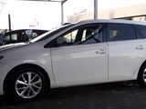 Toyota Auris foto 2